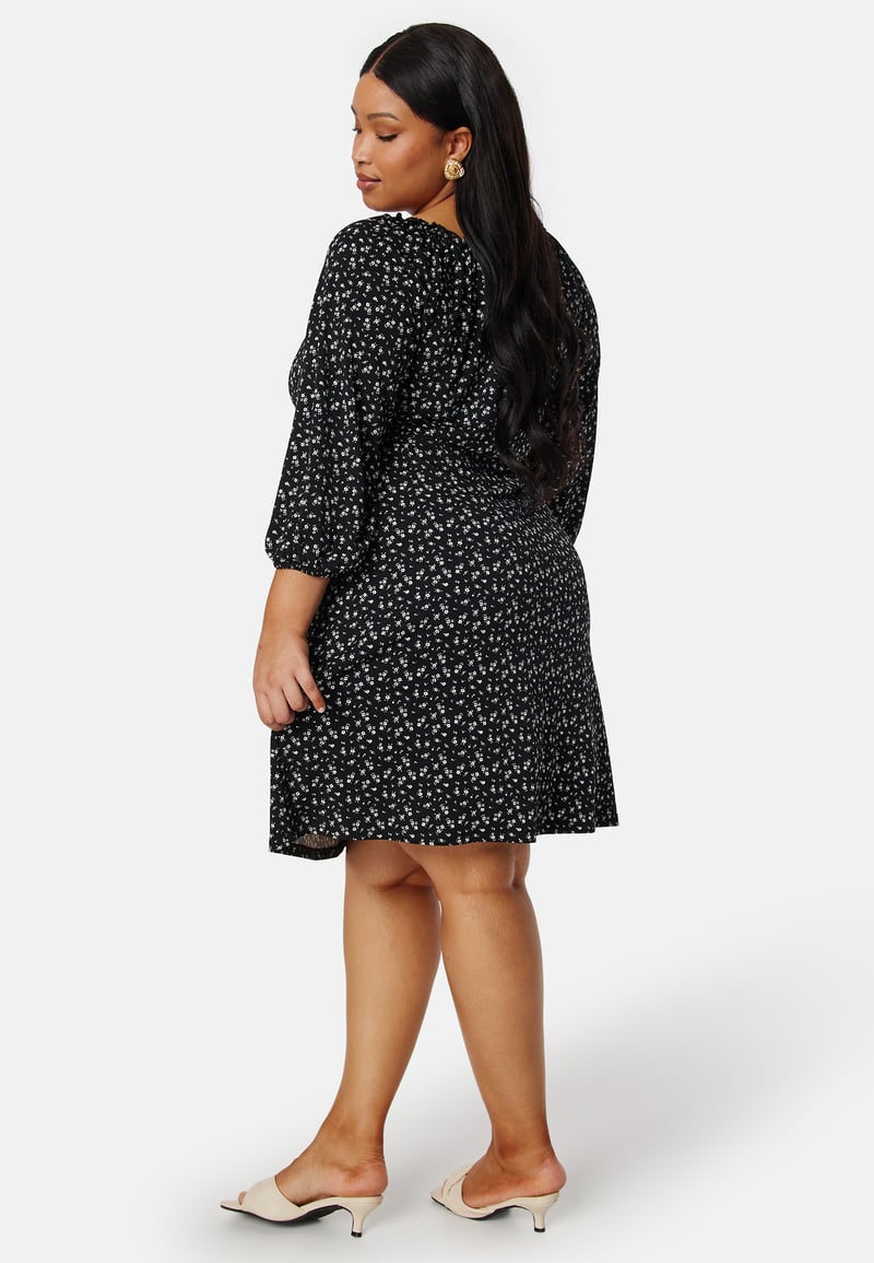 Happy Holly Soft Puff Sleeve Dress