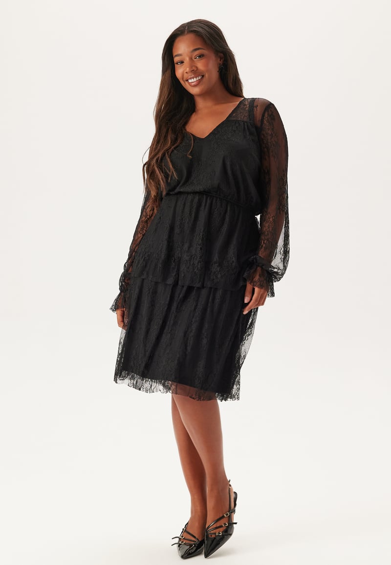 Happy Holly Tiered Puff Sleeve Lace Midi Dress