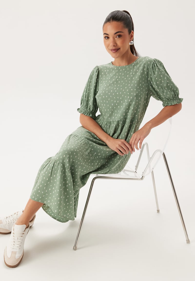 Happy Holly Puff Sleeve Viscose Midi Dress