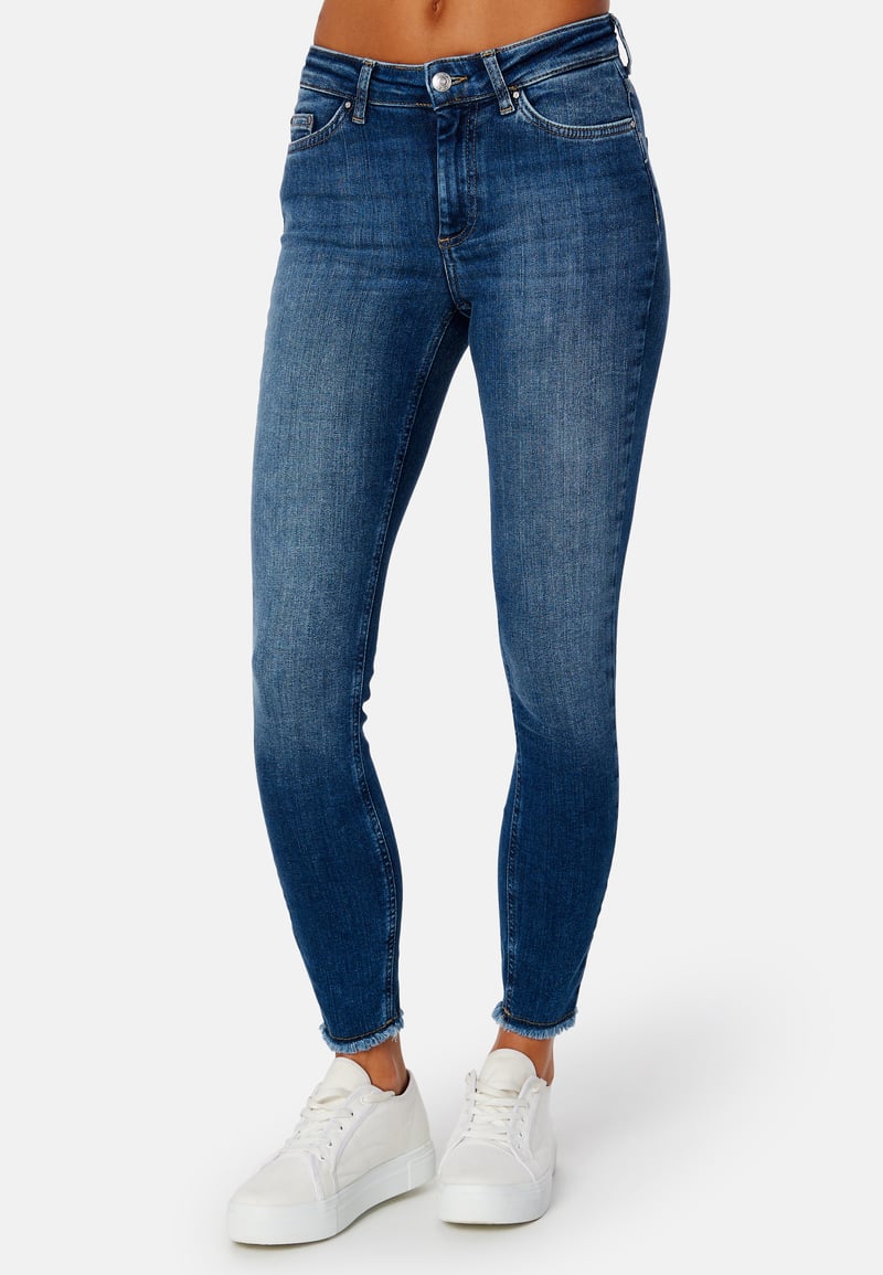 ONLY Onlblush Mid Ankle Raw Denim