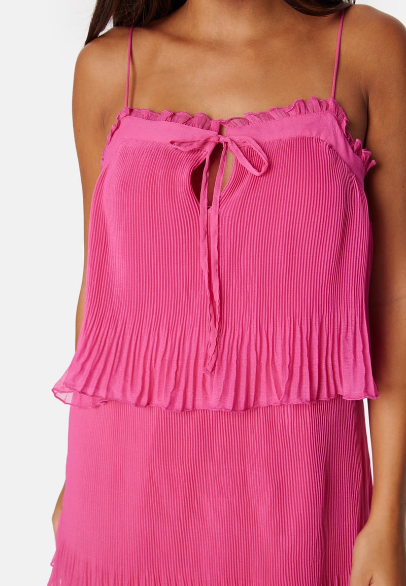 ONLY Onlasta life strap plisse midi dress