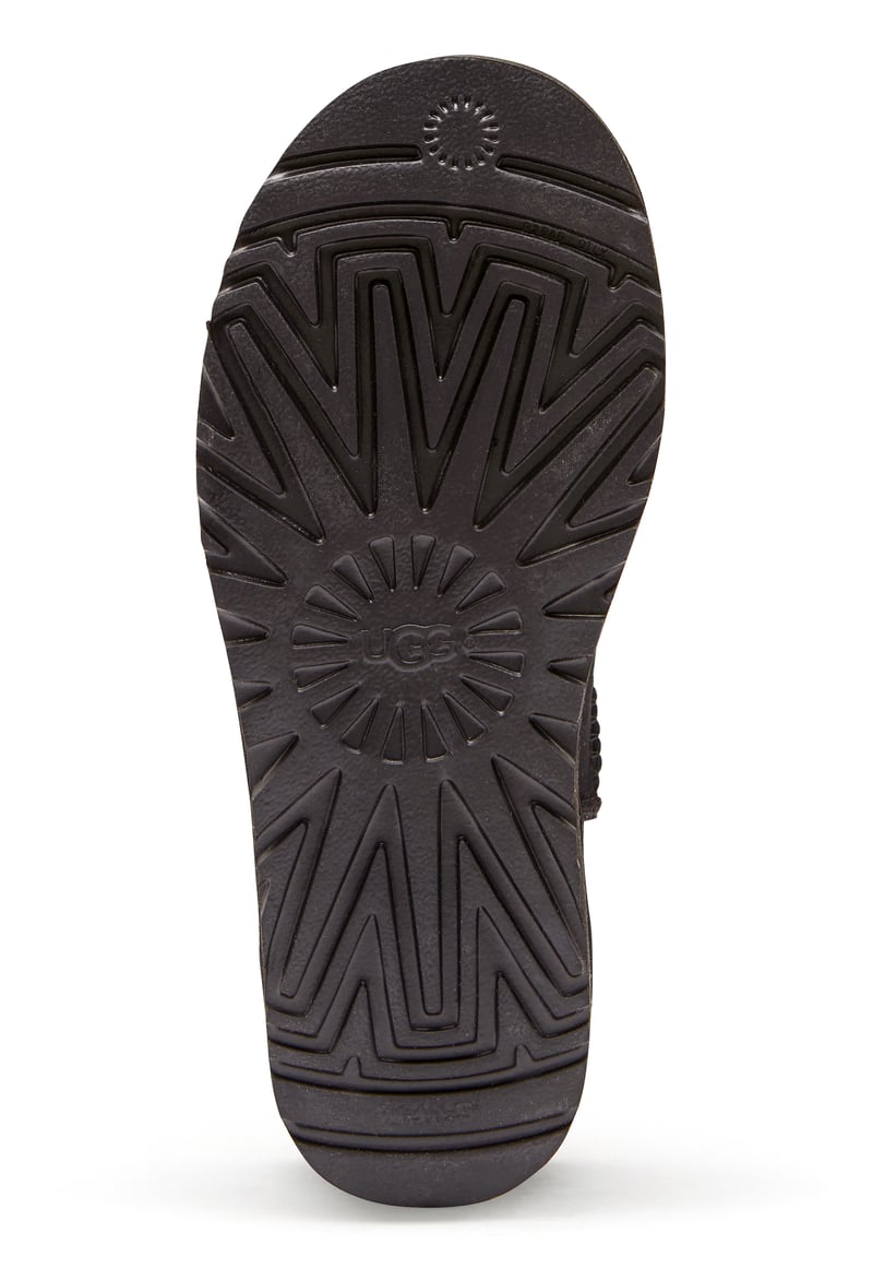 UGG Classic Mini II