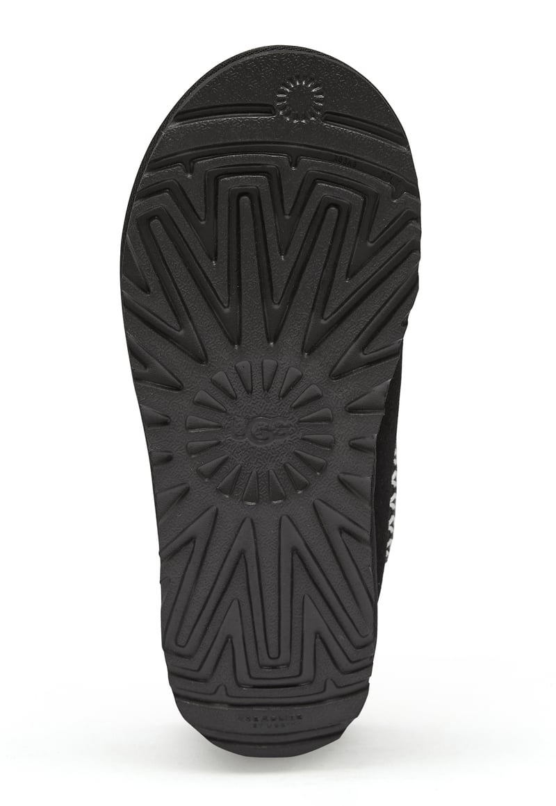 UGG Tasman