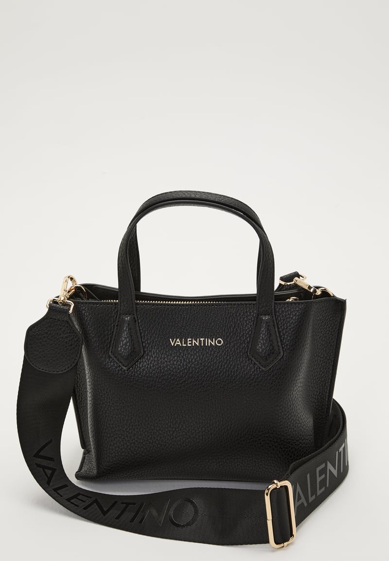 Valentino Fall Re Shopping