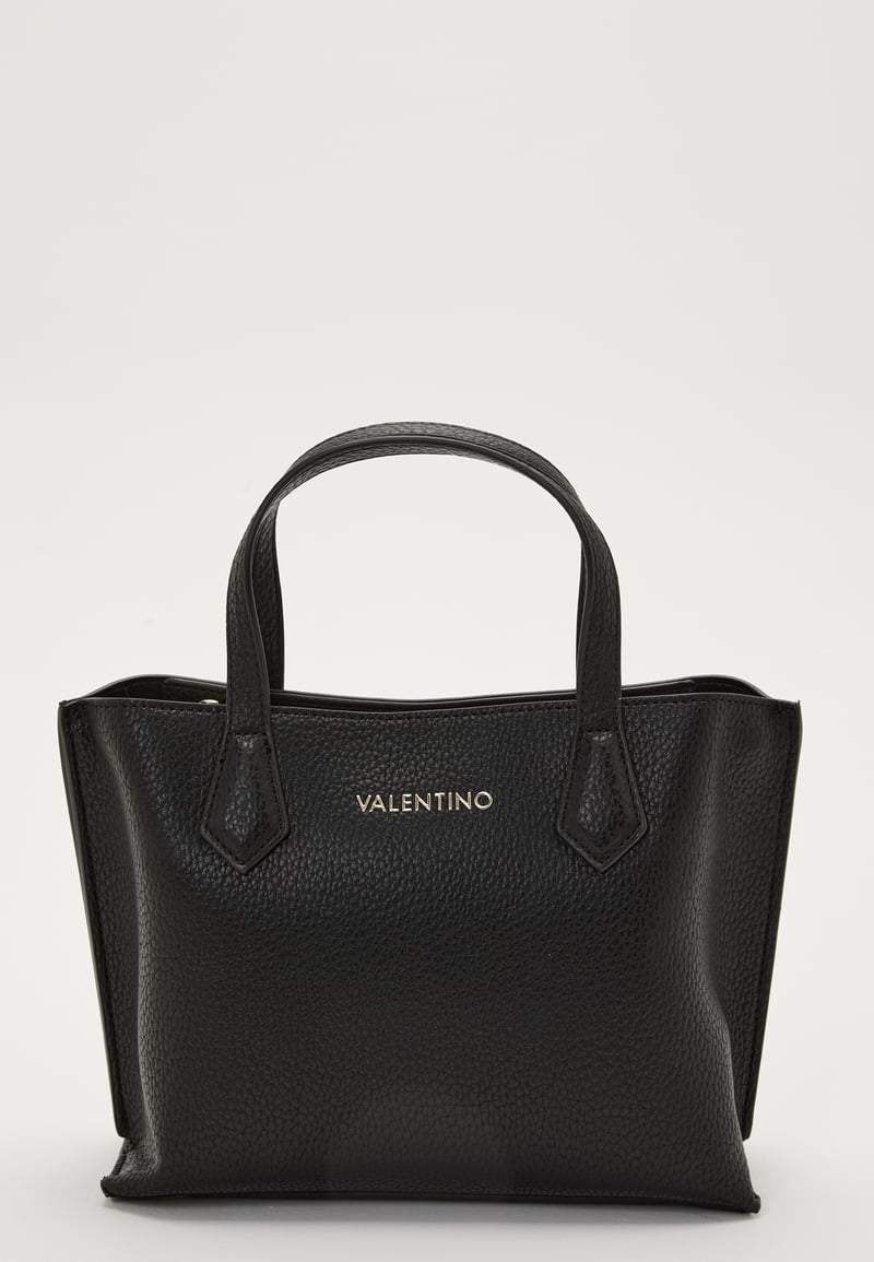 Valentino Fall Re Shopping