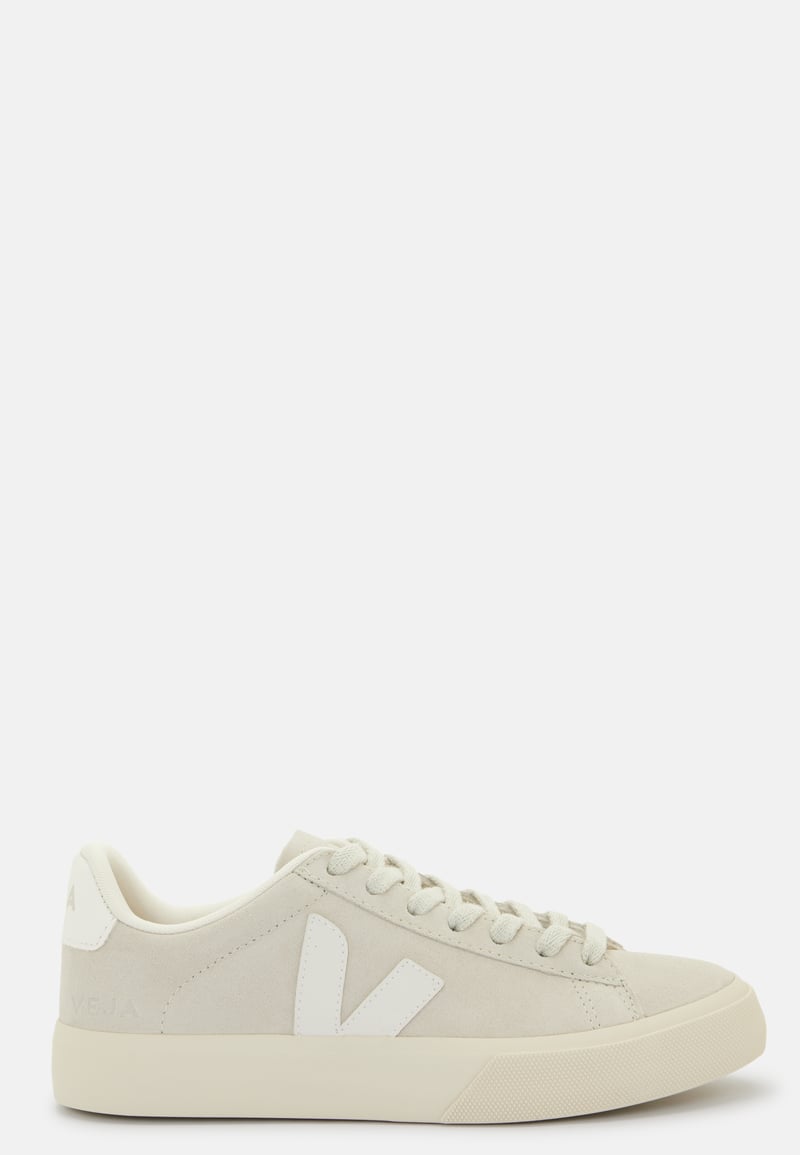 VEJA Campo Leather Sneaker