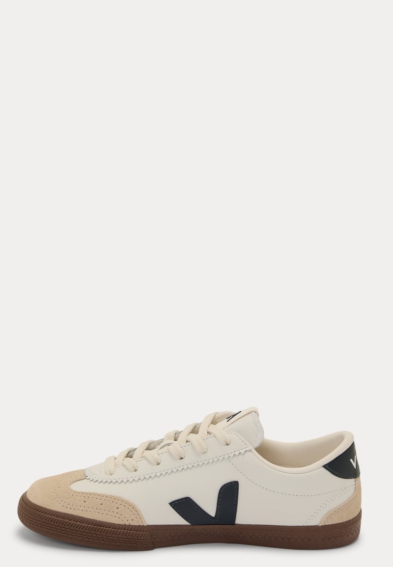 VEJA Volley Sneaker