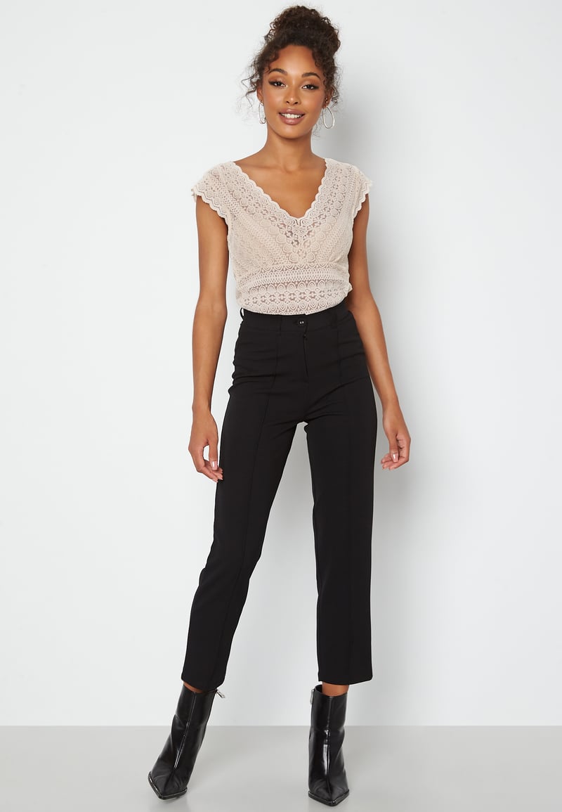 VILA Vichikka V-Neck Cap Sleeve Top