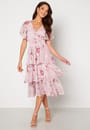 floral-flutter-tiered-midi-dress-blush