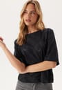 objava-2-4-lo-o-neck-top-lo-o-black