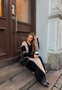v-neck-knitted-midi-dress