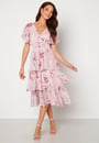 floral-flutter-tiered-midi-dress-blush