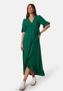 emmie-viscose-maxi-dress-emerald-green