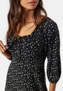 tessan-puff-sleeve-dress