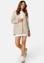 caro-lana-l-s-oversize-blazer-oxford-tan