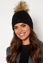 pom-pom-hat-black-natural