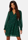 nini-l-s-short-dress-pepper-green-aop-nin