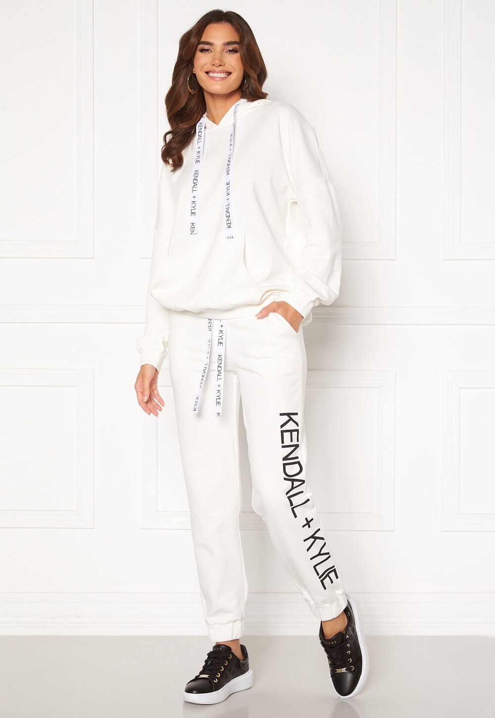 KENDALL + KYLIE K&K Active Classic Sweat Pants White