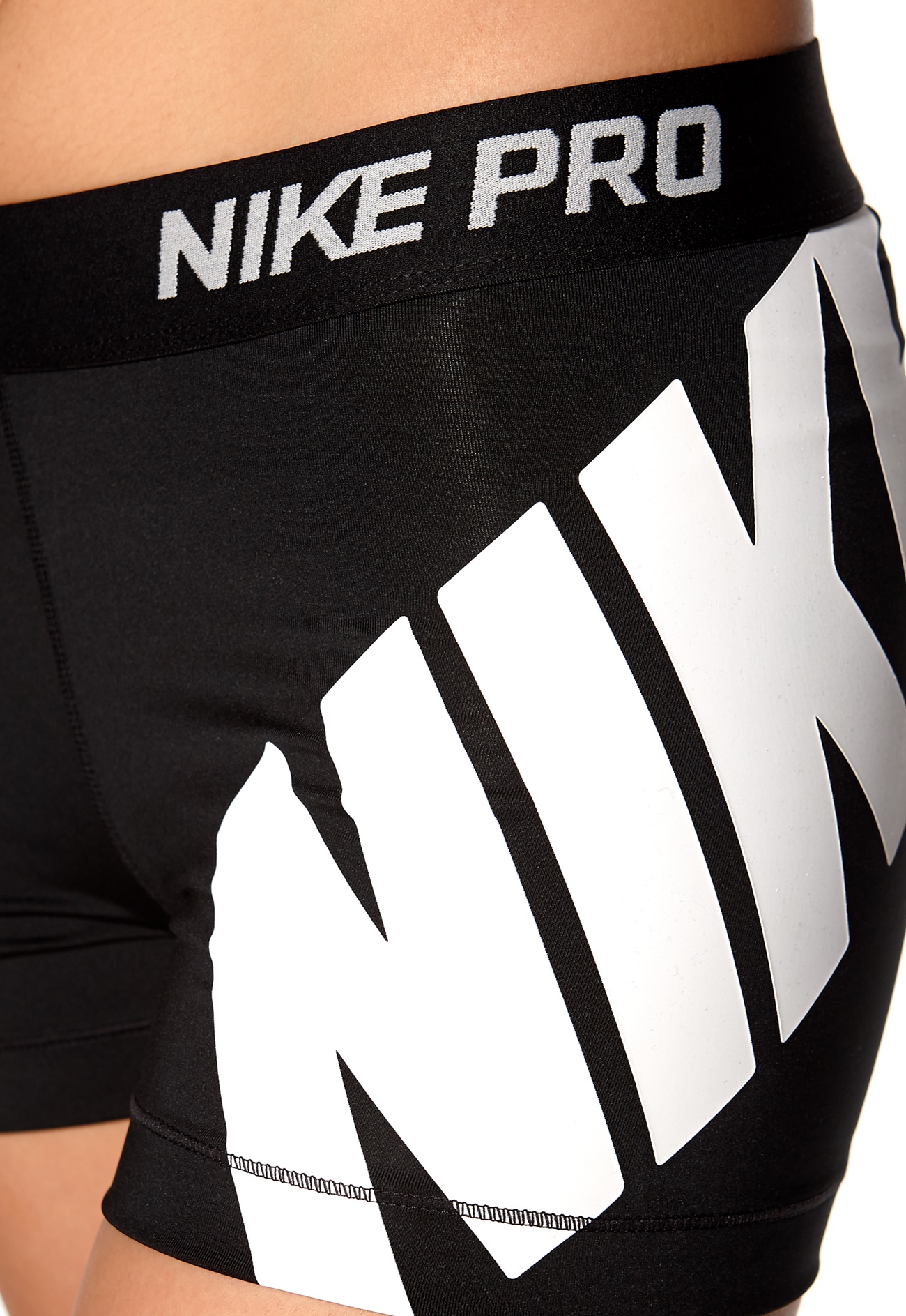 Nike Pro Logo Shorts 010 Black - Bubbleroom