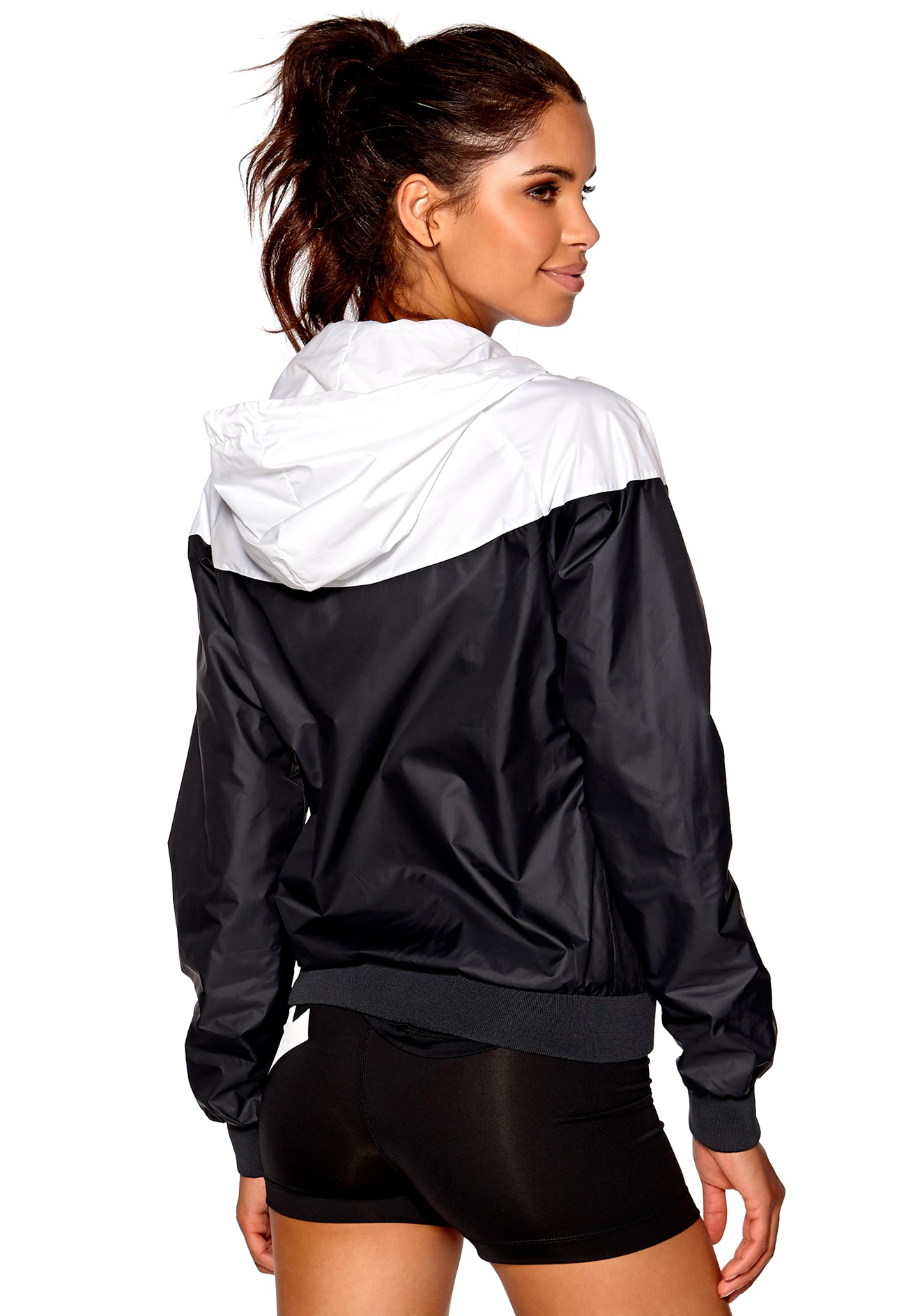 Nike Windrunner Jacket 011 Black/White  Bubbleroom