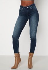 ONLY Blush Life Mid Ank Raw Jeans