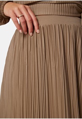 BUBBLEROOM Pleated Maxi Skirt