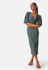 structure-puff-sleeve-dress-dusty-green