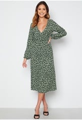 milana-wrap-dress-green-floral