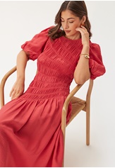 cc-puff-sleeve-smock-dress