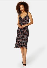 ruby-flounce-dress-black-floral