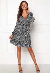 claudina-wrap-shirt-dress-offwhite-black-patterned
