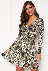 sonnet-mini-wrap-dress-leopard-black-patterned