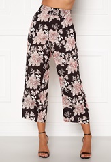 ebba-pants-black-patterned