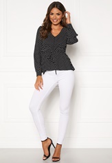 frida-blouse-black-dotted