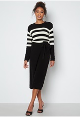 striped-o-neck-knitted-dress-black-striped