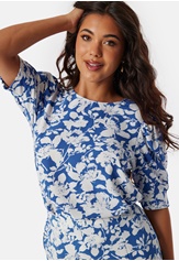 vmfrej-2-4-kerry-top-blue-white-floral