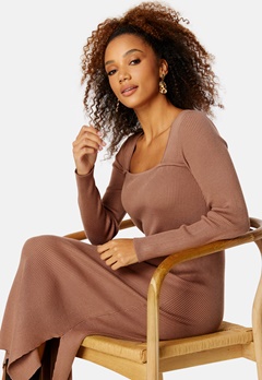 BUBBLEROOM Osminda knitted cut out dress Brown bubbleroom.se