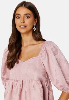 BUBBLEROOM Summer Luxe High-Low Dress Dusty pink bubbleroom.se