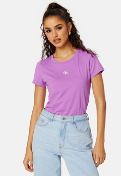 Calvin Klein Jeans Micro Monologo Slim Fit Tee VDR Iris Orchid bubbleroom.se