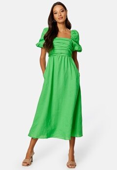 FOREVER NEW Dream Ruched Bodice Midi Dress Chlorophyll bubbleroom.se