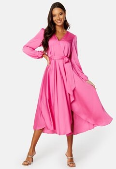 FOREVER NEW Marilyn Satin Wrap Midi Dress Cosmo Pink bubbleroom.se