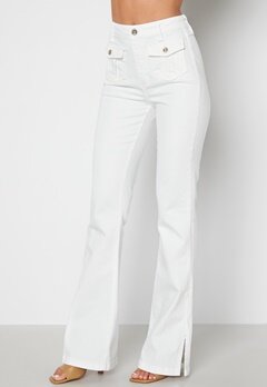 Guess Jossy High Rise Flare G011 Pure White bubbleroom.se