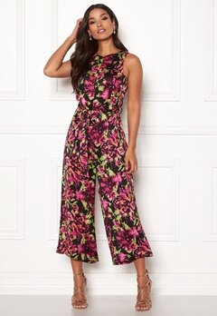 Happy Holly Irma jumpsuit  Patterned bubbleroom.se