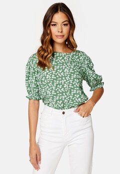 Happy Holly Tris puff blouse Green / Patterned bubbleroom.se