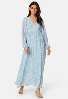 ONLY Amanda L/S Long Dress Cashmere Blue AOP:Al bubbleroom.se