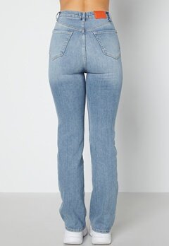the Odenim O-Ninetys Jeans 11 LT Blue bubbleroom.se