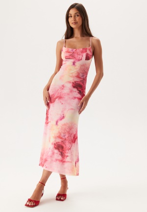 Läs mer om Bardot Adoni Printed Mesh Midi Dress 132801 Pink Tie Dye 34(UK6)