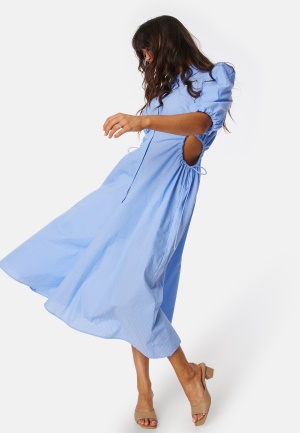 Bilde av Bardot Cut Out Midi Shirt Dress Blue/striped 36(uk8)