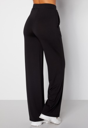 Läs mer om BUBBLEROOM Alanya Trousers Black XS
