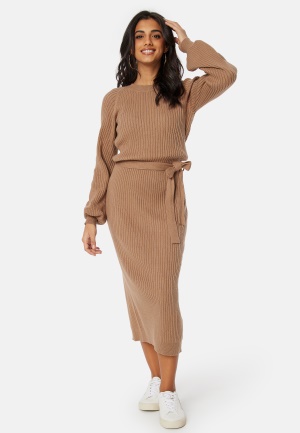 BUBBLEROOM Amira Knitted Dress Light brown 4XL